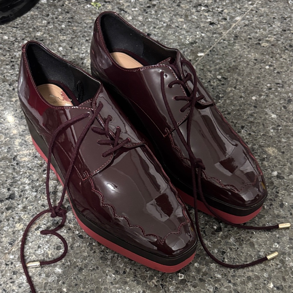 Zara Women’s lace up shoes